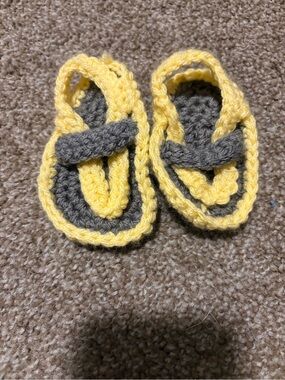 Handmade Baby Crochet Sandals in Yellow and Gray